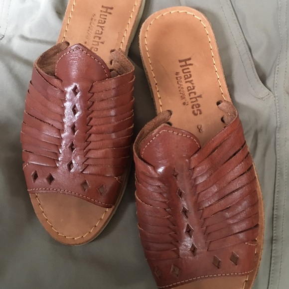Huaraches by BEARPaw🐾 - Picture 8 of 8